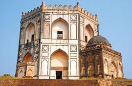 Medieval India's sights and sounds in Bidar 