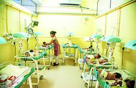 Low-cost mission hospitals hang in amid rapid change