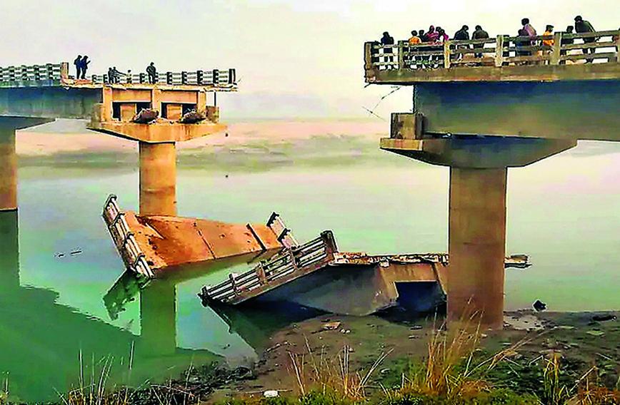 Broken bridges of governance