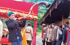 Pahadi bands make merry as people tire of DJs